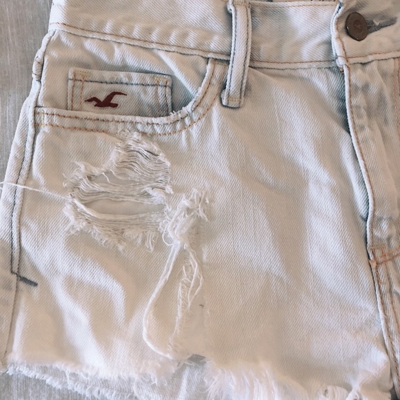 Hollister jean distressed shorts 27 - Picture 3 of 4